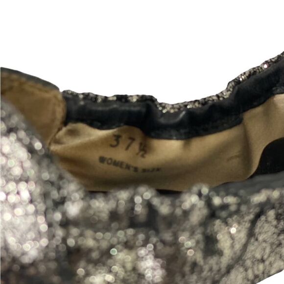 Tods Dee Flats 37.5 Black Leather Round Toe Buckle Ballet Style Silver Metallic - Picture 11 of 12